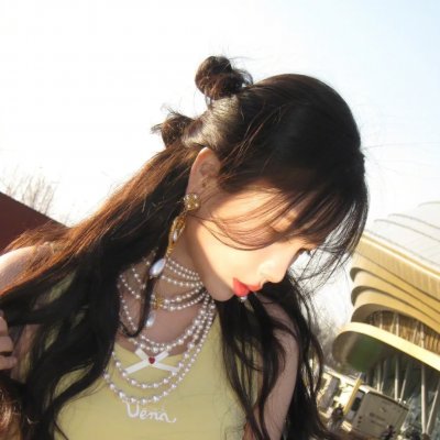 一袭青衣处女心